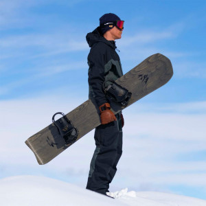 Snowboard jones freecarver 9000s 2024
