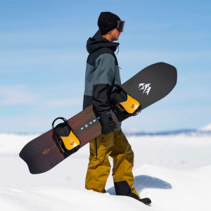 Snowboard jones stratos 2024