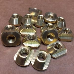 LOT DE 4 TRACK NUTS POUR FOIL - M8